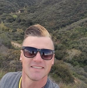 Meet your Posher, Howard